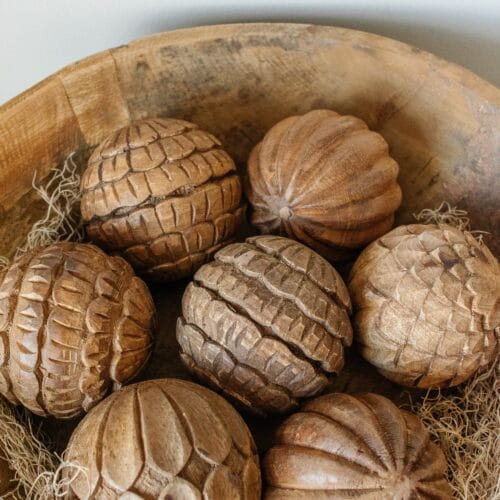 Decoratieve houten ballen